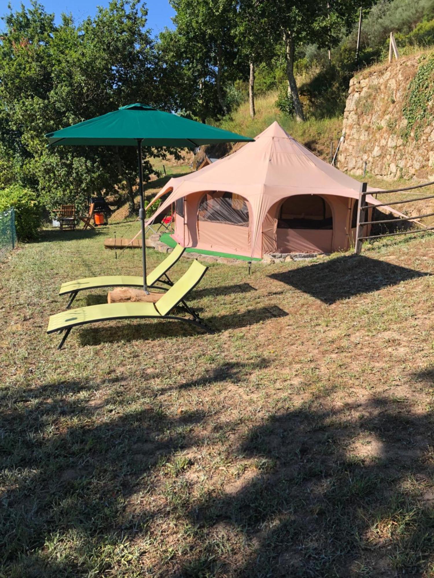 Tranquility Tent 拜昂 外观 照片